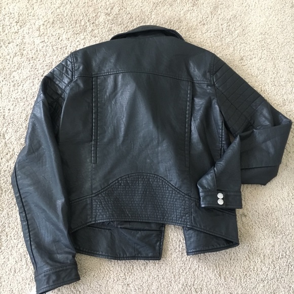 SOLD ☀️NEW William Rast “ Leather” Jacket - Picture 4 of 8